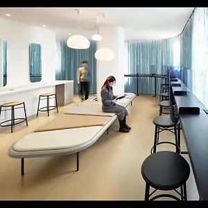 Hotel kapsułowy 9h Nine Ningyocho, Tokio